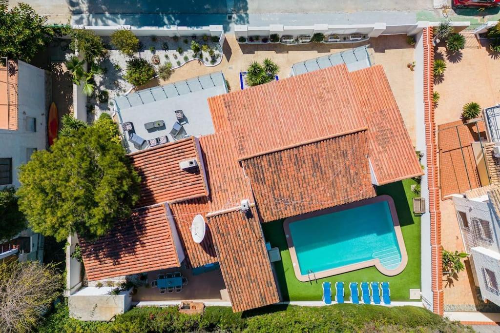 Villa Entire Large Next To Award-winning *